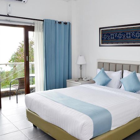 La Cecile Hotel & Cafe Komodo Лабуан Баджо Екстериор снимка